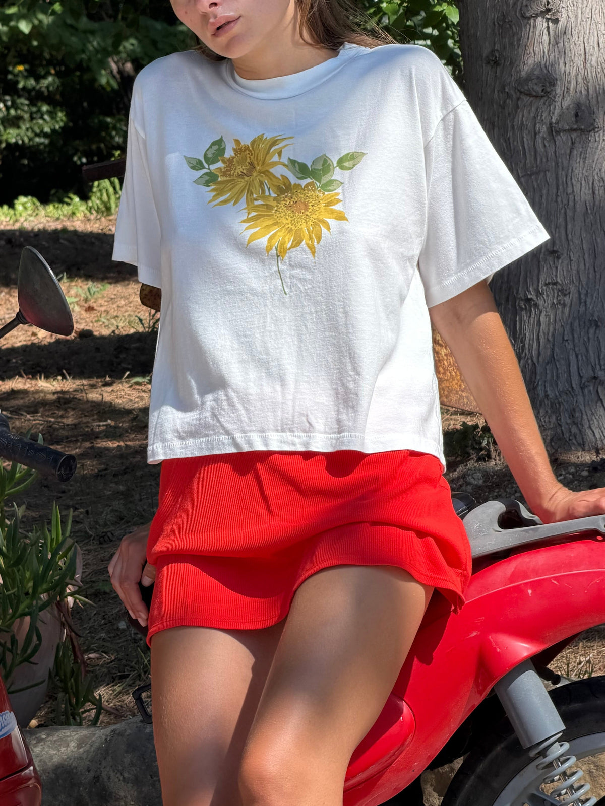 Charlie Tee - Golden Flower - 3