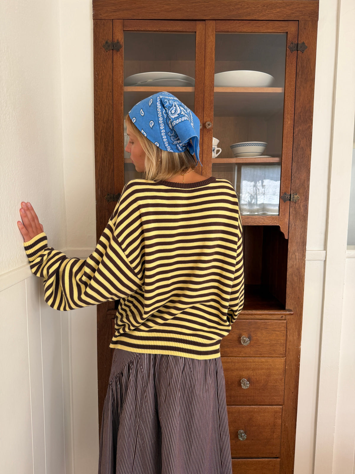 "I Can't Believe it's Not Vintage" Crewneck - Golden Stripe - 3