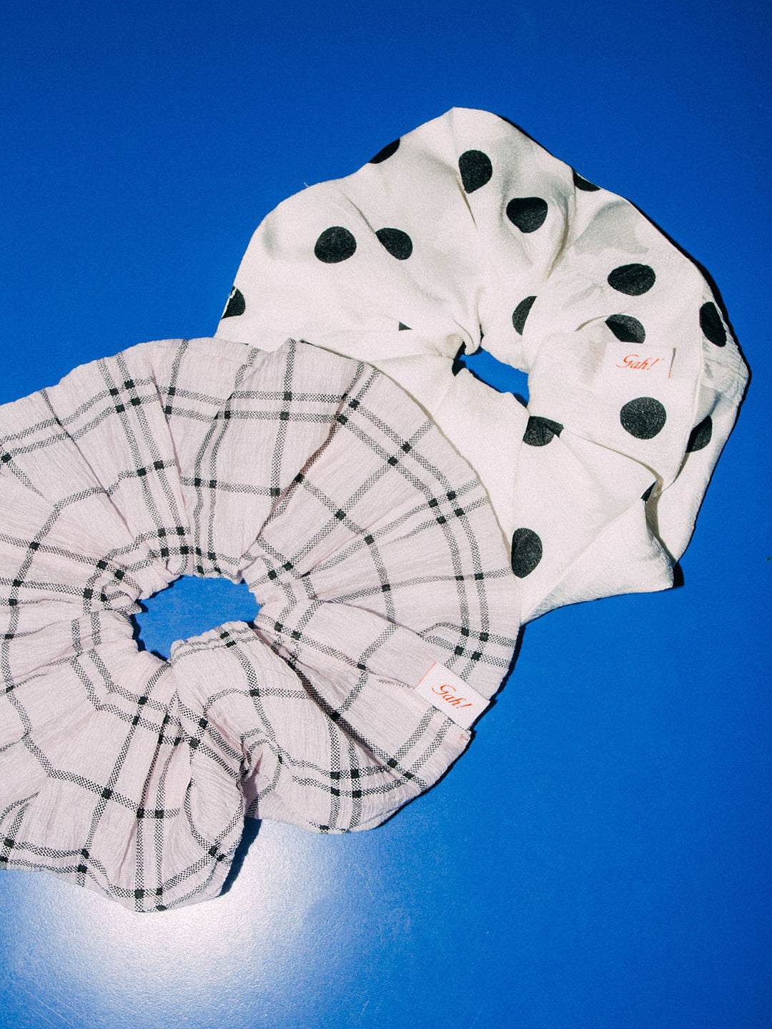 Scrunchie - White Dot - 3