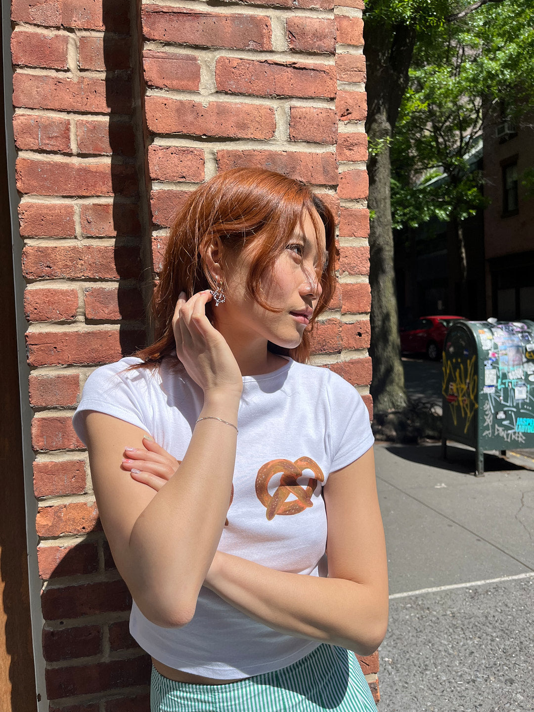 Pretzel Hoops - Brown/Gold - 3